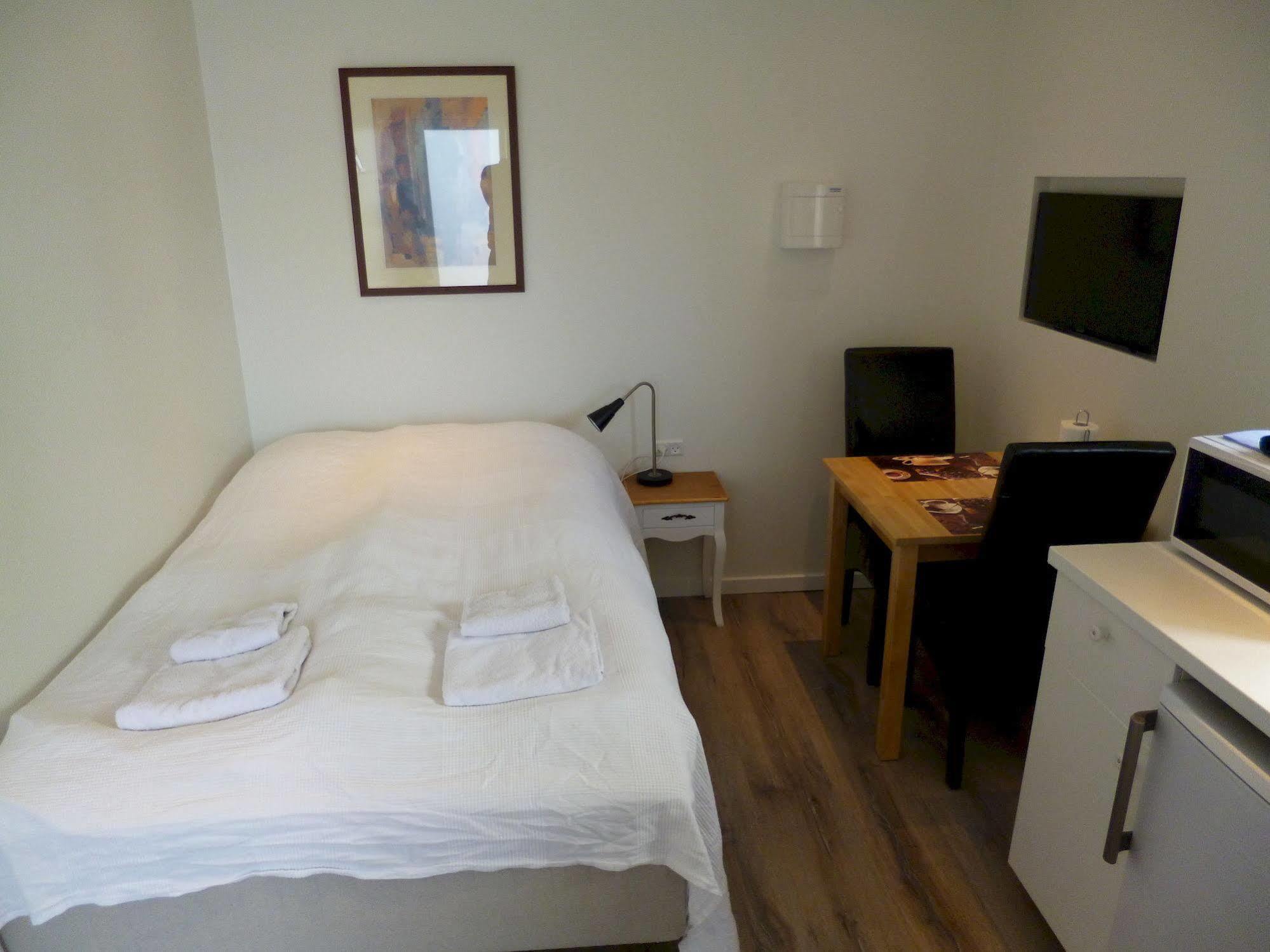 Engholmbb Bed & Breakfast Odense Exterior foto