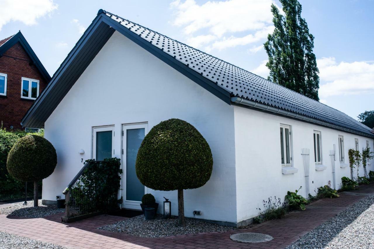 Engholmbb Bed & Breakfast Odense Exterior foto